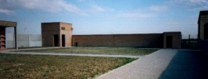 Progetto di massima ed esecutivo per l'ampliamento del Cimitero di San Nicolò (superficie di intervento mq.6000) , per il Comune di Argenta  (FE).(1995)