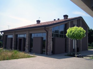 Progetto definitivo per il recupero tipologico di edificio rurale di mq. 240 da adibire a residenza unifamiliare. (2006)