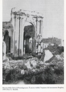 Ricostruzione monumento funebre della famiglia Braghini Rossetti nella chiesetta del cimitero di Pontelagoscuro (FE). (1989)